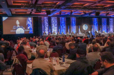 Image: 450 activists attended the 58th annual assembly of Quebec Steelworkers from Nov. 23 to Nov. 25.